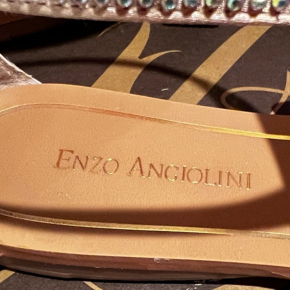 Enzo Angiolini Women’s “Eapersuit” Silver Rhinestone Sandals - Picture 7 of 9